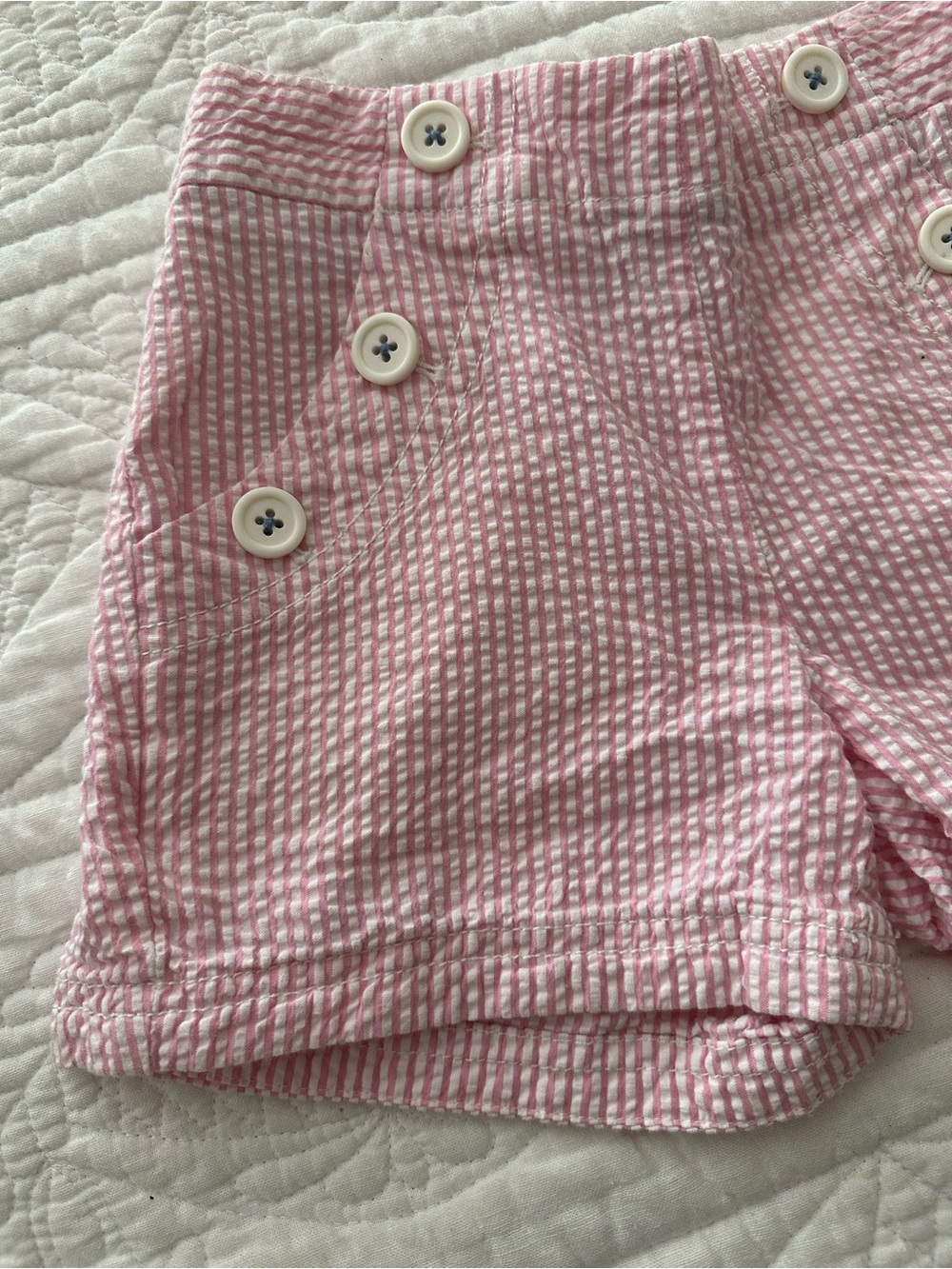 Mini Boden 7y Pink Seersucker Shorts - Picture 3 of 7